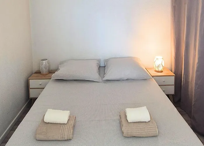 T2 Cozy A 2 Min à Pied Des Plages - Parking Privé Apartamento
